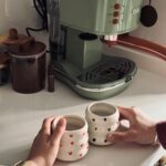 Kaip rytinis kavos aparatas namuose gali pakeisti šeimos rytų rutiną per 10 minučių